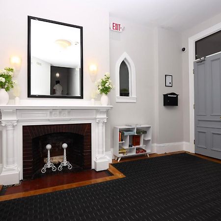 בוסטון Stylish Newbury Street Studio, #4 מראה חיצוני תמונה